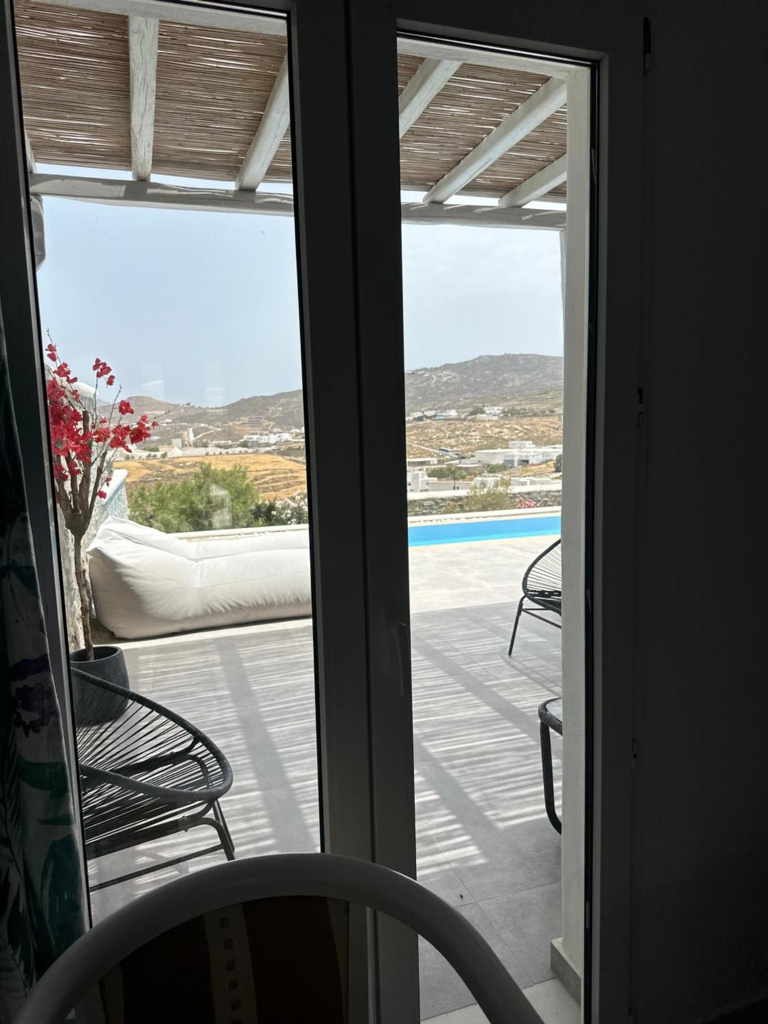 Ene'S Mykonos Apartment Klouvas Room photo