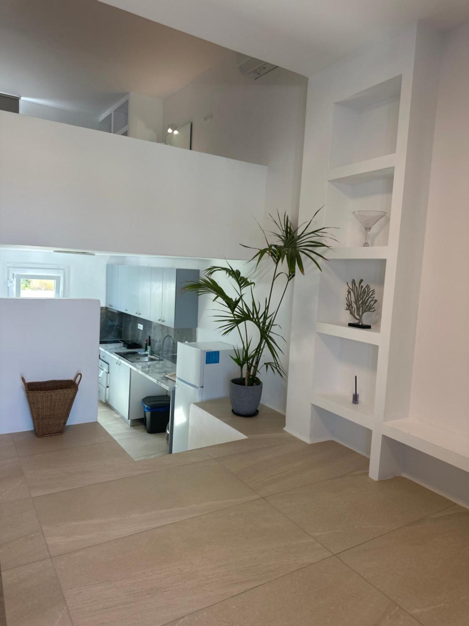 Ene'S Mykonos Apartment Klouvas Exterior photo